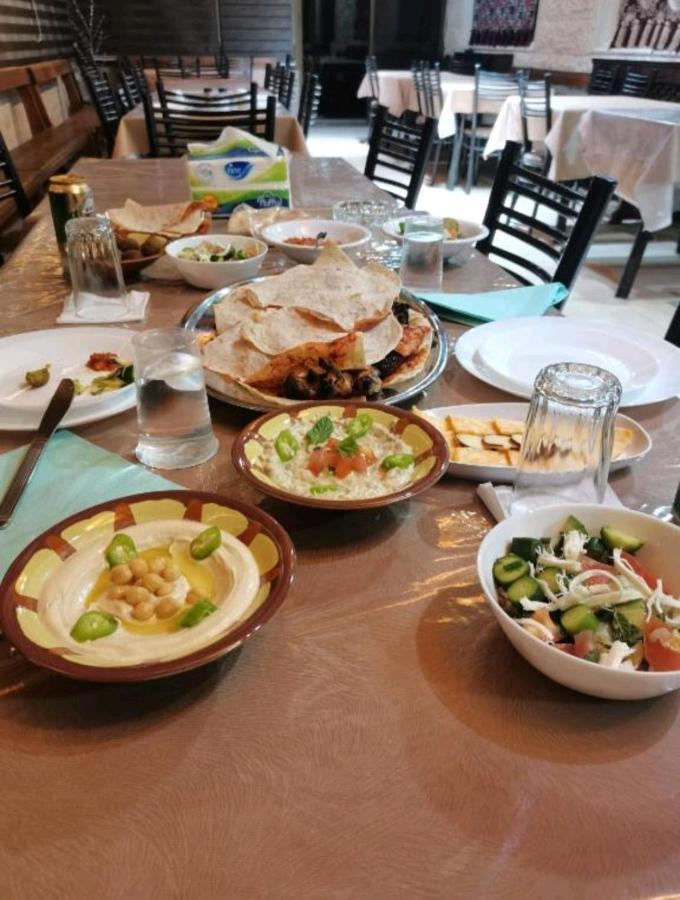 Madaba Camp Resort Luaran gambar
