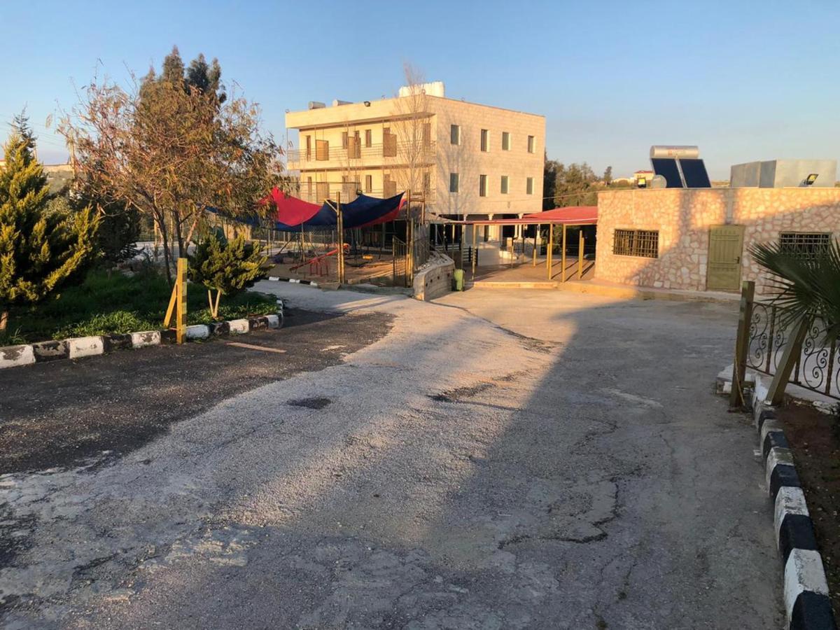 Madaba Camp Resort Luaran gambar