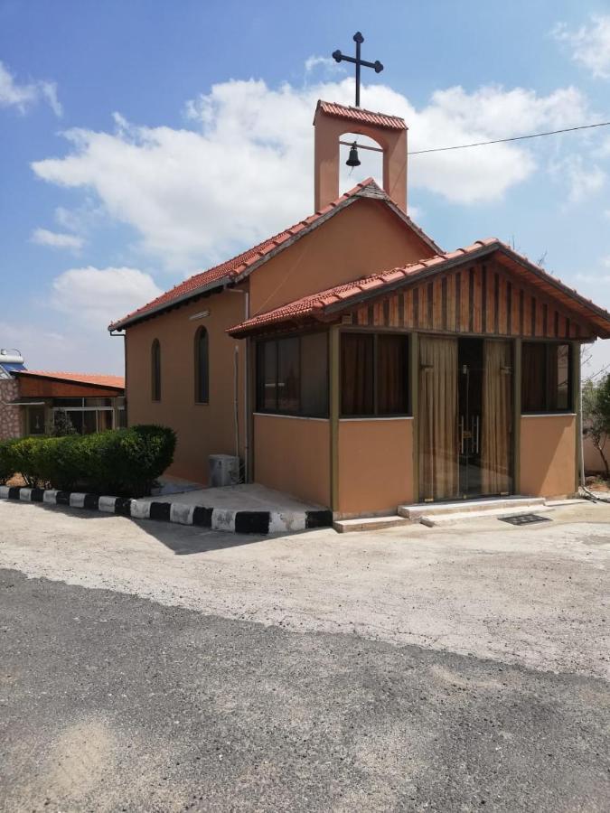 Madaba Camp Resort Luaran gambar