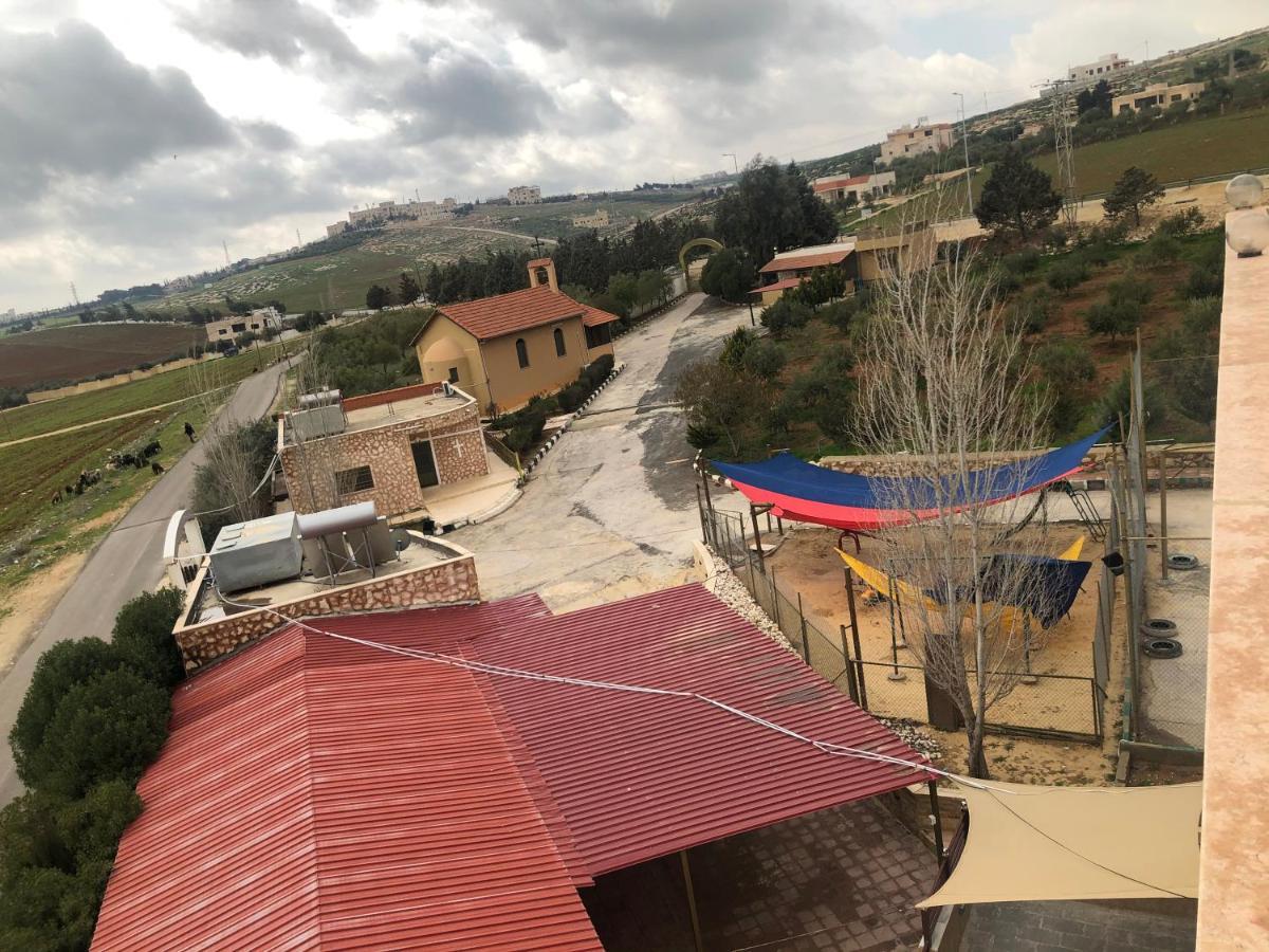 Madaba Camp Resort Luaran gambar