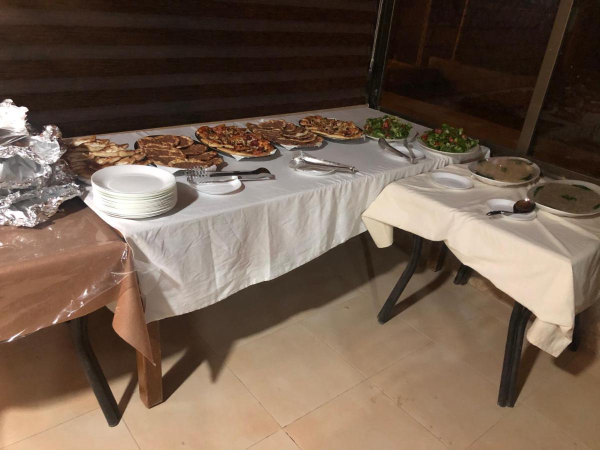 Madaba Camp Resort Luaran gambar